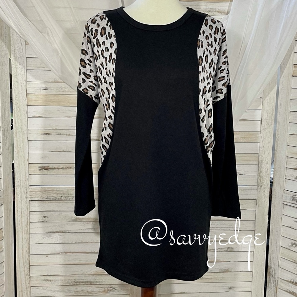 Leopard Insert Tunic - Picture 4 of 5